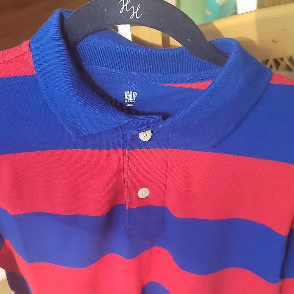 Gap red and royal striped polo with gray sleeves 14